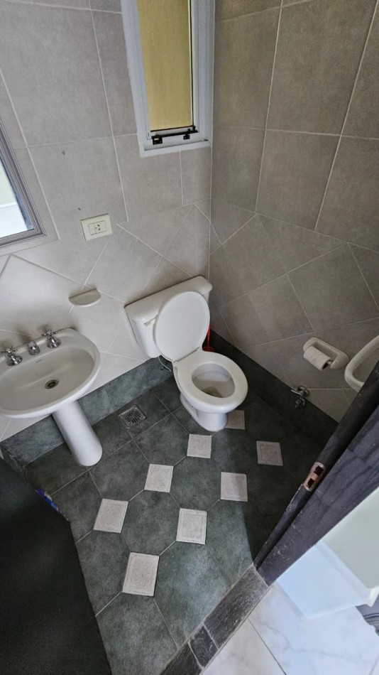 Casa en Alquiler en San Lorenzo