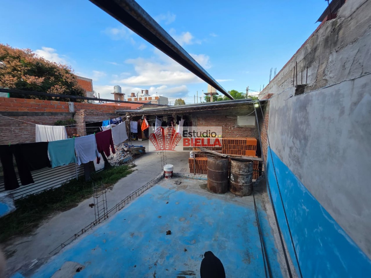 Hermosa Casa en Barrio Juan Manuel de Rosas Sur
