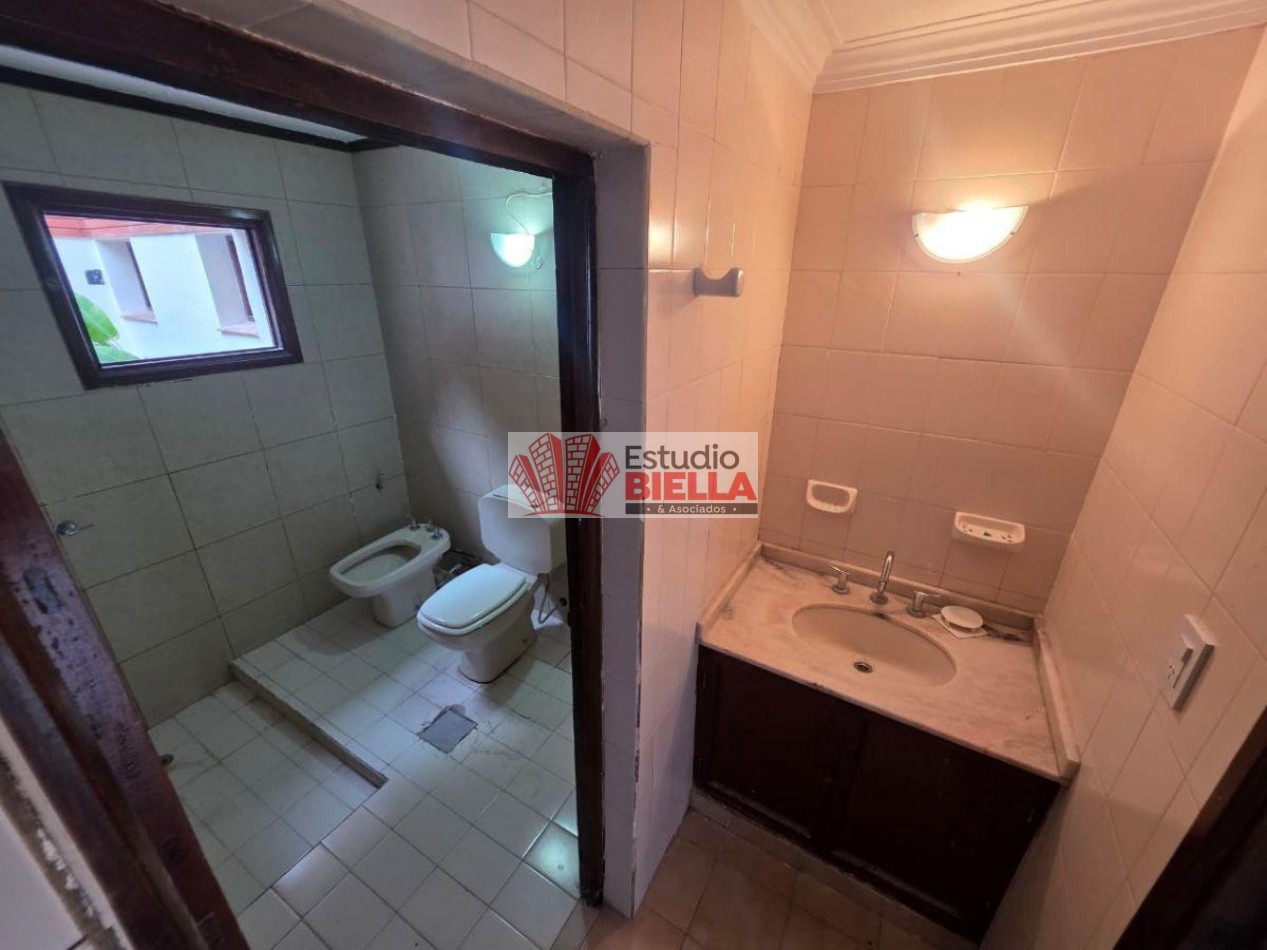 Alquiler de casa de categoria en Tres Cerritos