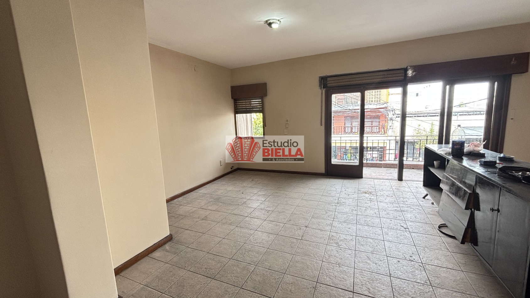 Alquiler en Av San Martin y Pellegrini