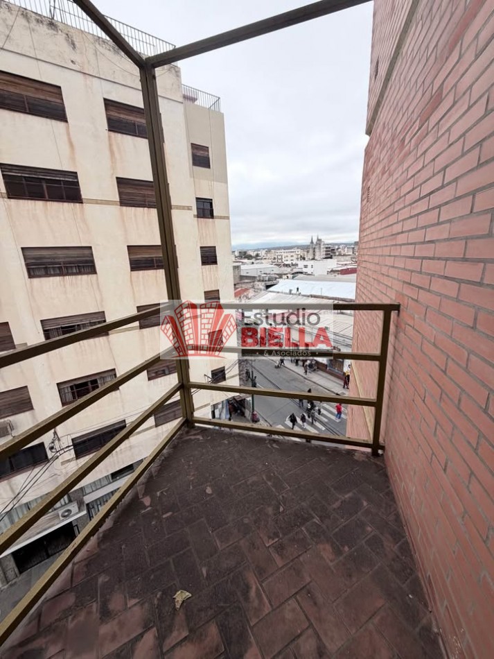 Departamento en Alquiler en San Martin al 500