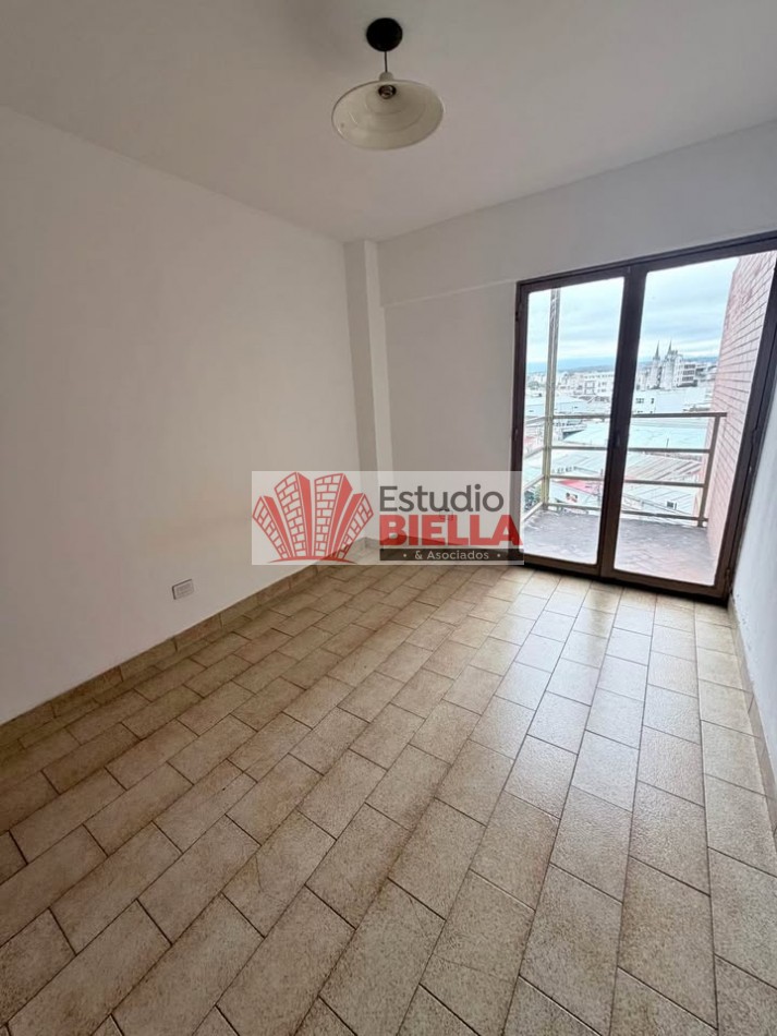 Departamento en Alquiler en San Martin al 500