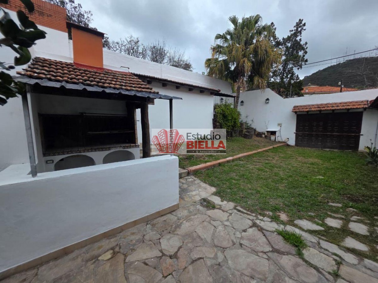 Alquiler de casa de categoria en Tres Cerritos