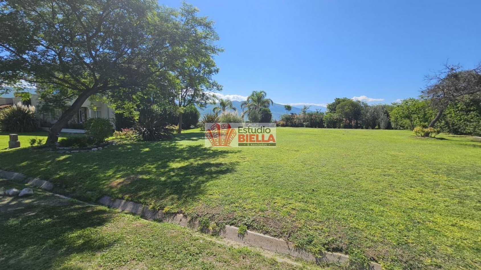 Terrenos en venta en Coronel Moldes