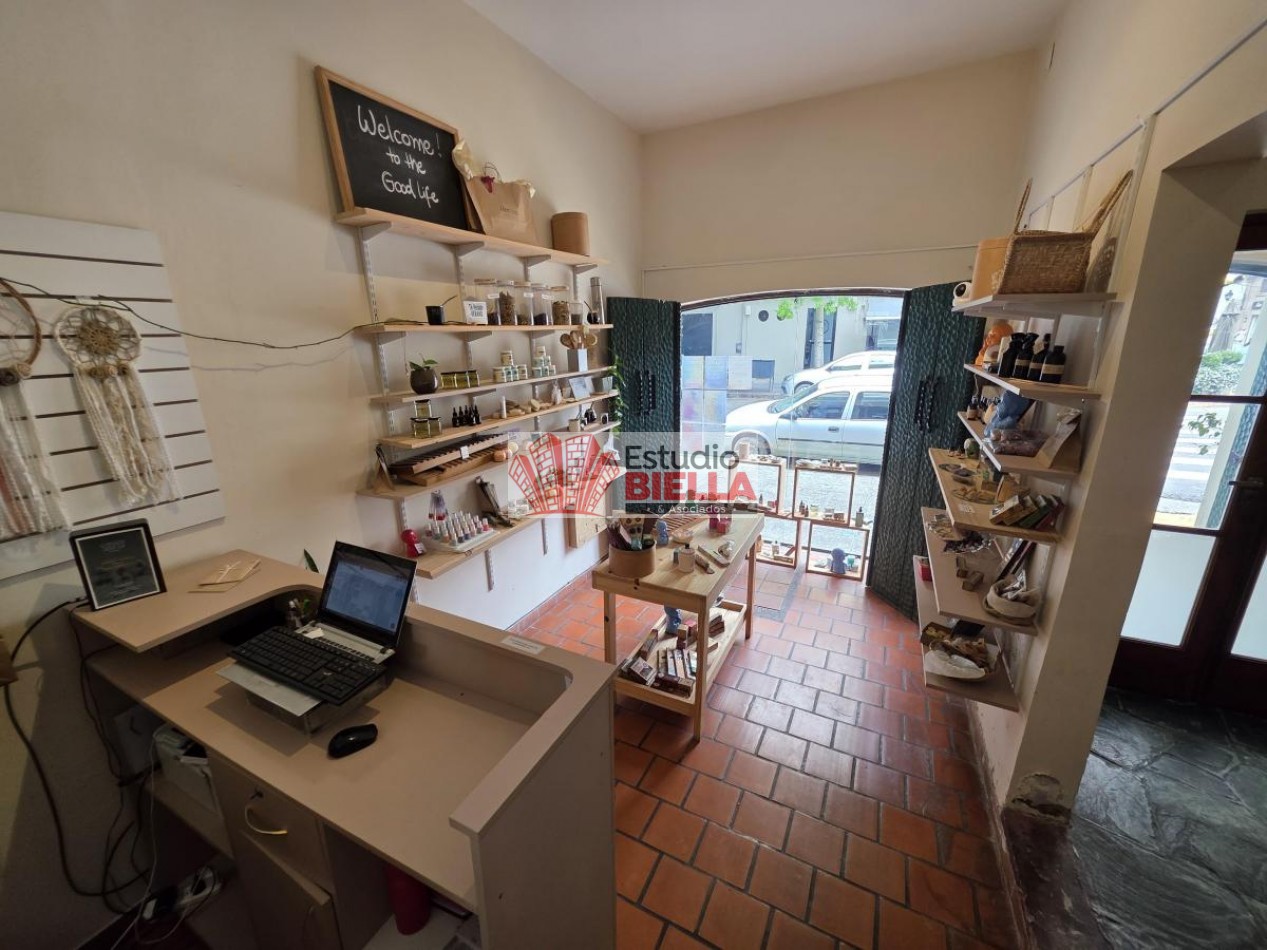 Inmejorable esquina en alquiler