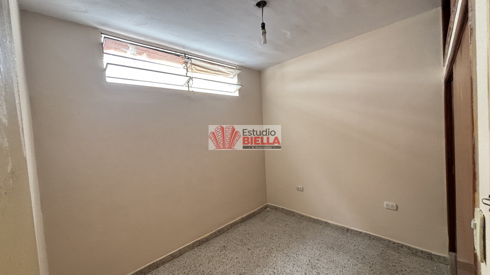 Alquiler en Av San Martin y Pellegrini