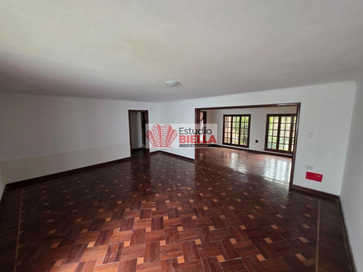 Alquiler de casa de categoria en Tres Cerritos