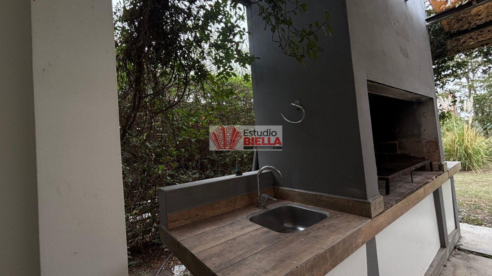 Casa en Venta en el Mollar 