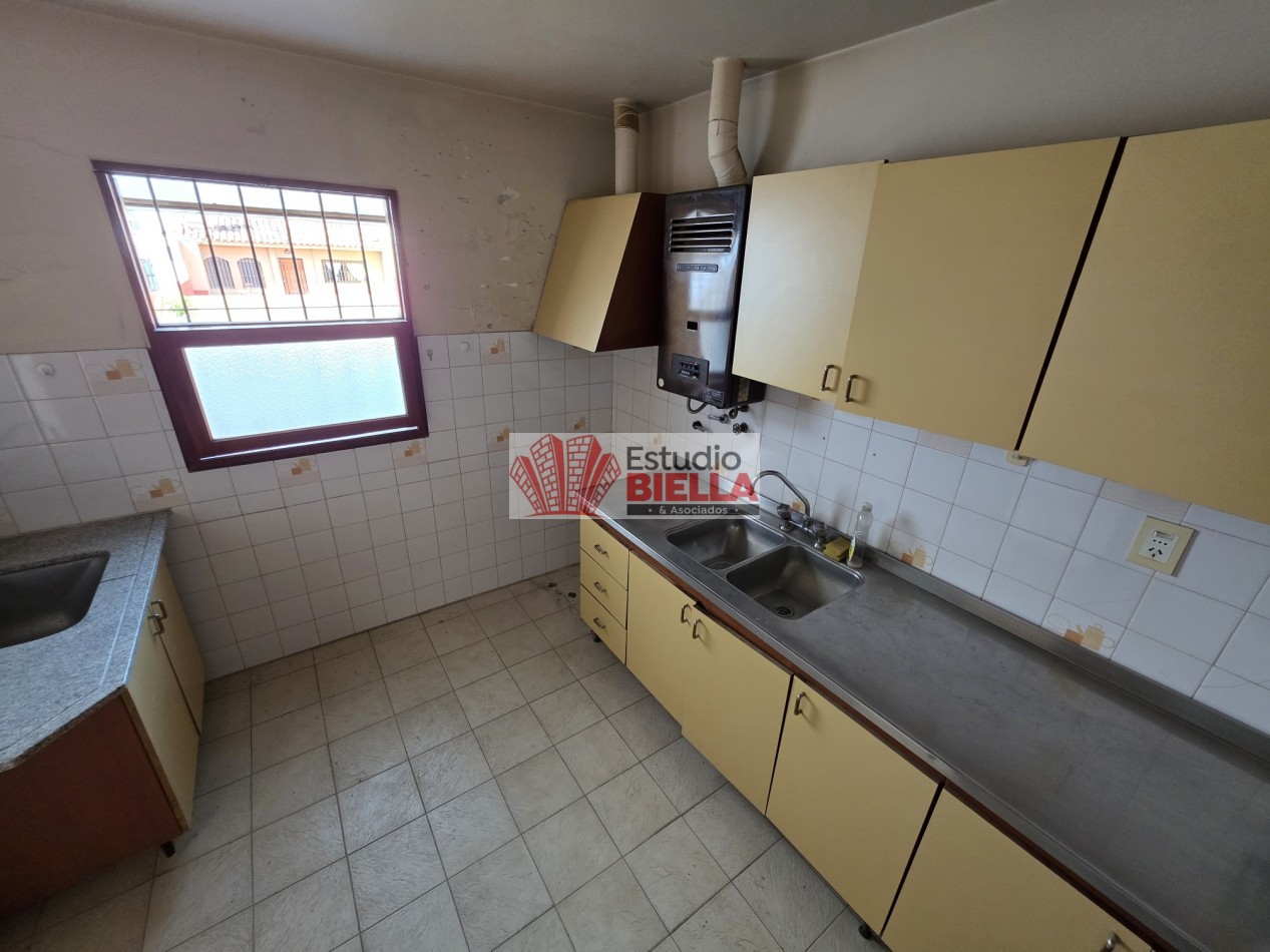 CASA EN VENTA! 