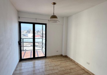 DEPTO EN VENTA DE 1 DORMITORIO EN CALLE SAN MARTIN No 595 