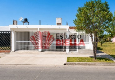 Casa en Venta en Barrio Santa Ana 